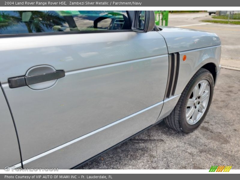 Zambezi Silver Metallic / Parchment/Navy 2004 Land Rover Range Rover HSE