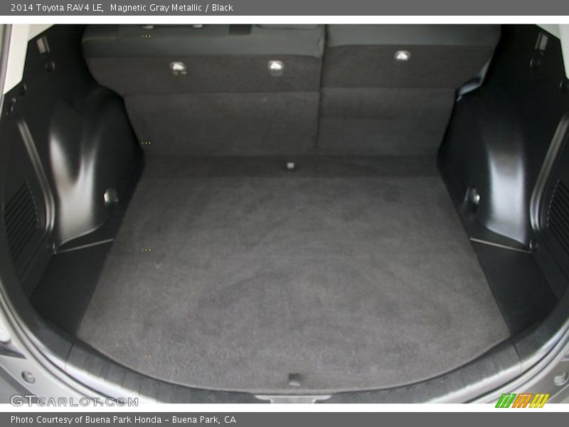 Magnetic Gray Metallic / Black 2014 Toyota RAV4 LE