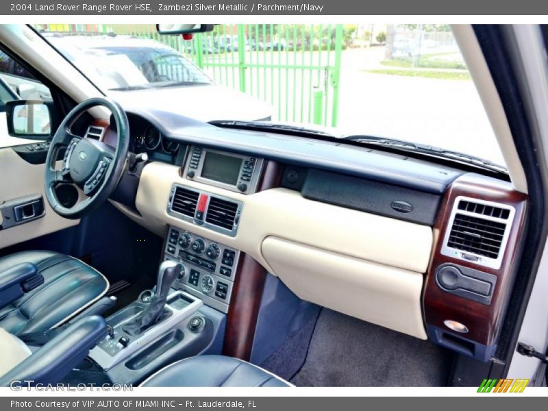 Zambezi Silver Metallic / Parchment/Navy 2004 Land Rover Range Rover HSE