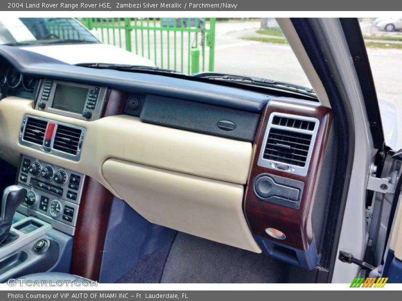 Zambezi Silver Metallic / Parchment/Navy 2004 Land Rover Range Rover HSE