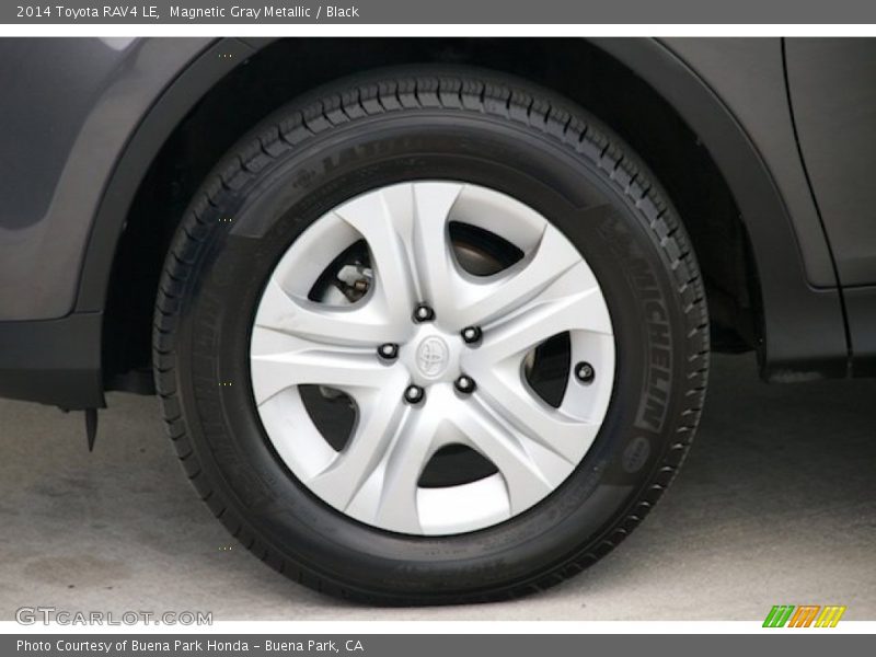 Magnetic Gray Metallic / Black 2014 Toyota RAV4 LE