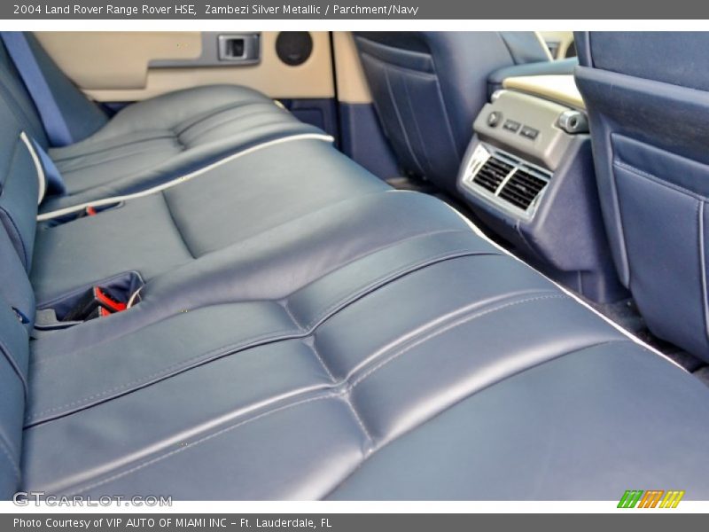 Zambezi Silver Metallic / Parchment/Navy 2004 Land Rover Range Rover HSE