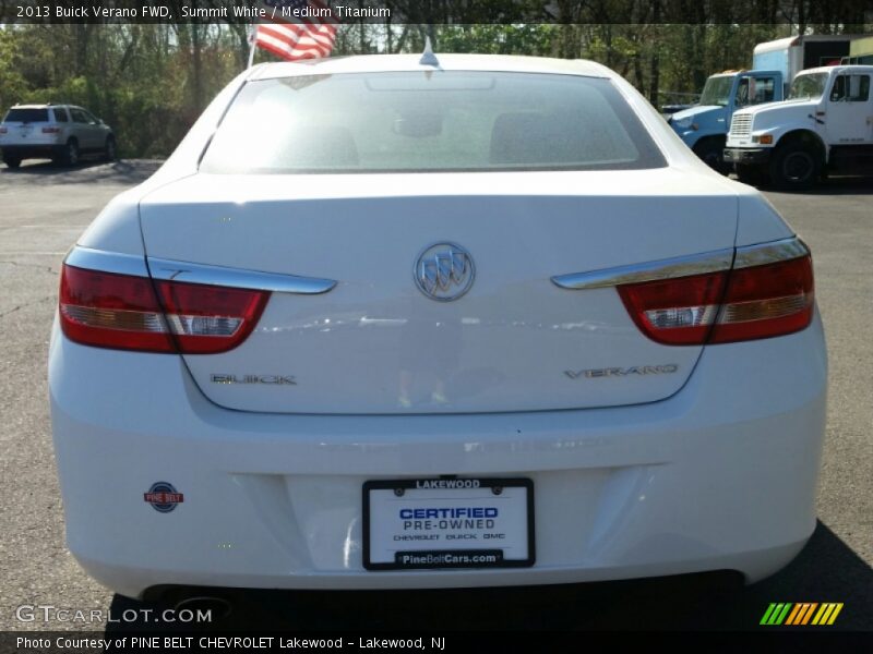 Summit White / Medium Titanium 2013 Buick Verano FWD
