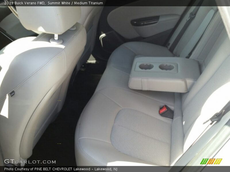 Summit White / Medium Titanium 2013 Buick Verano FWD