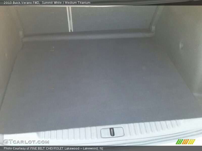 Summit White / Medium Titanium 2013 Buick Verano FWD