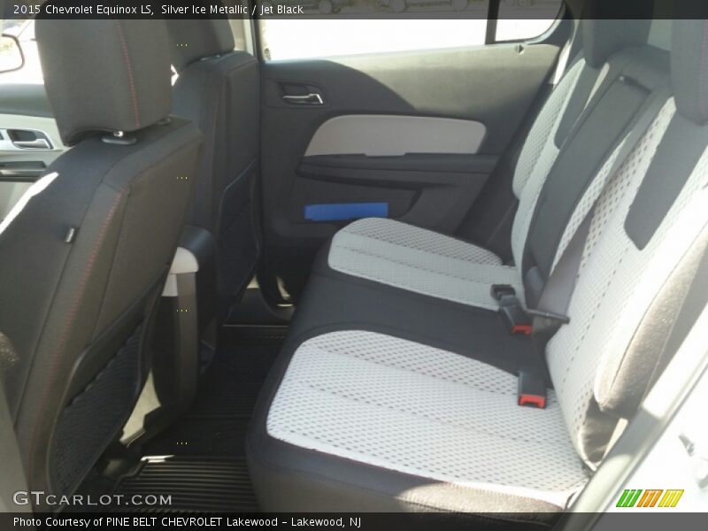 Silver Ice Metallic / Jet Black 2015 Chevrolet Equinox LS