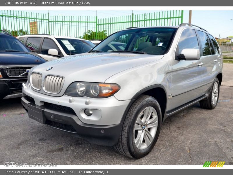 Titanium Silver Metallic / Grey 2005 BMW X5 4.4i