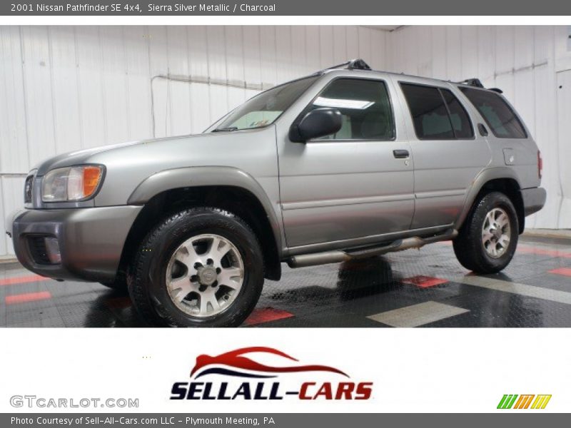 Sierra Silver Metallic / Charcoal 2001 Nissan Pathfinder SE 4x4