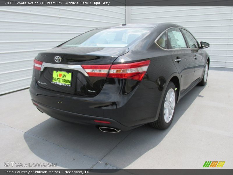 Attitude Black / Light Gray 2015 Toyota Avalon XLE Premium