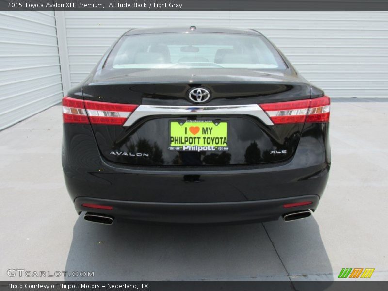 Attitude Black / Light Gray 2015 Toyota Avalon XLE Premium