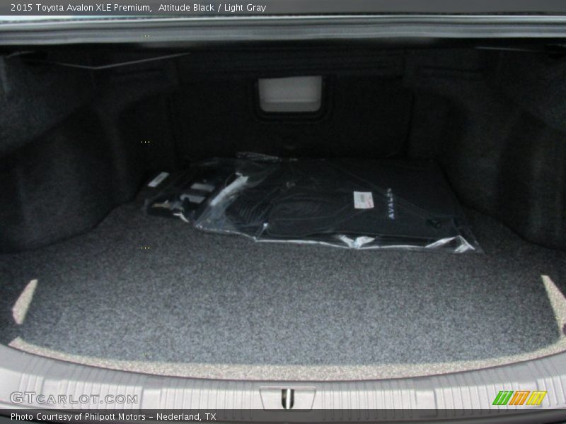Attitude Black / Light Gray 2015 Toyota Avalon XLE Premium