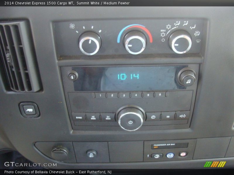 Summit White / Medium Pewter 2014 Chevrolet Express 1500 Cargo WT
