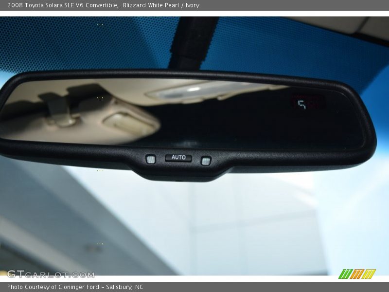Blizzard White Pearl / Ivory 2008 Toyota Solara SLE V6 Convertible