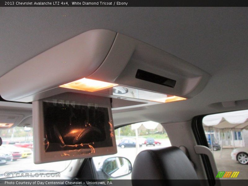 White Diamond Tricoat / Ebony 2013 Chevrolet Avalanche LTZ 4x4