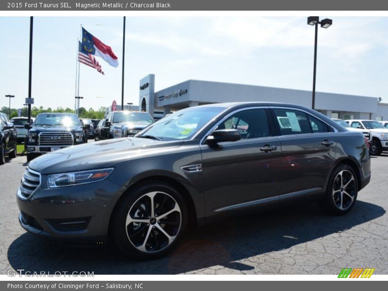 Magnetic Metallic / Charcoal Black 2015 Ford Taurus SEL