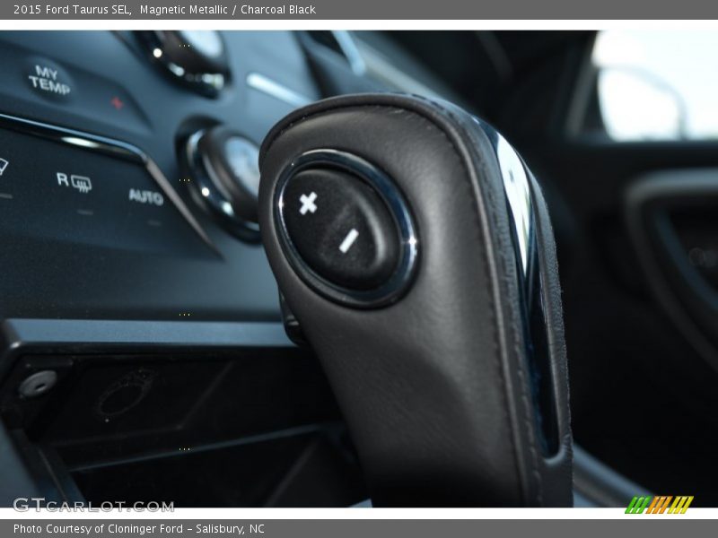 Magnetic Metallic / Charcoal Black 2015 Ford Taurus SEL