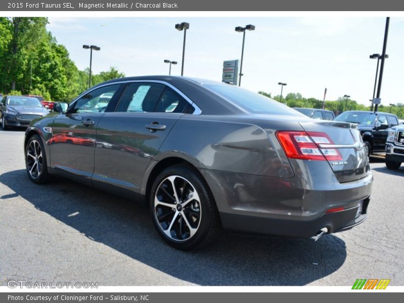 Magnetic Metallic / Charcoal Black 2015 Ford Taurus SEL