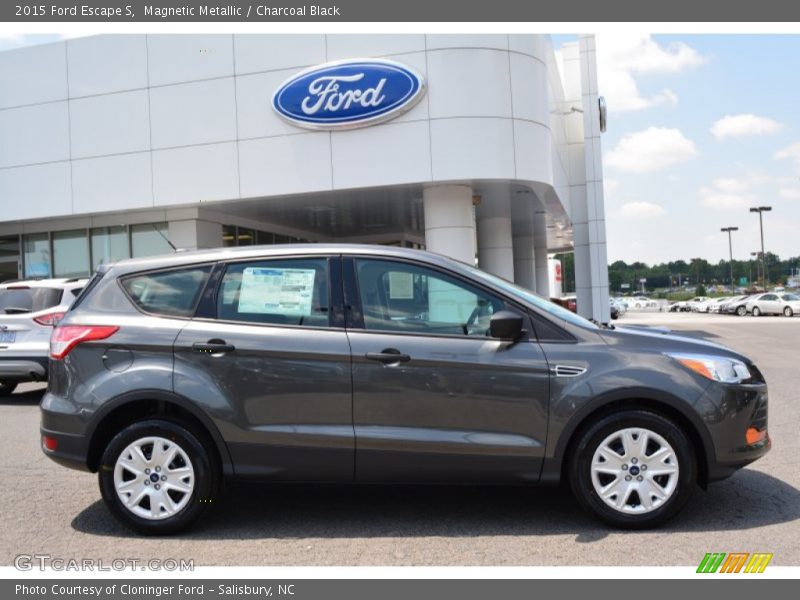 Magnetic Metallic / Charcoal Black 2015 Ford Escape S
