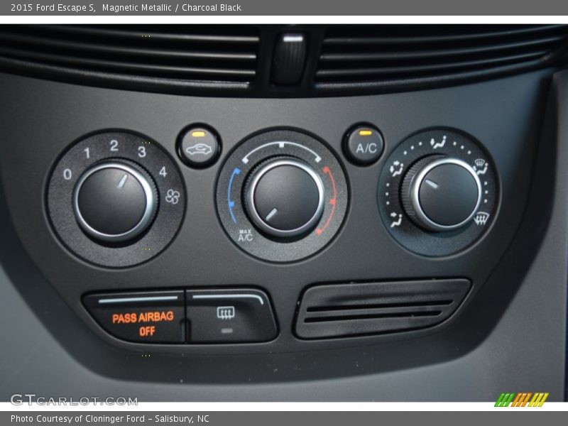 Magnetic Metallic / Charcoal Black 2015 Ford Escape S