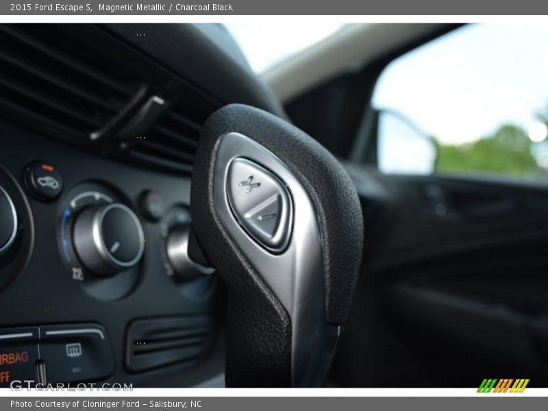Magnetic Metallic / Charcoal Black 2015 Ford Escape S
