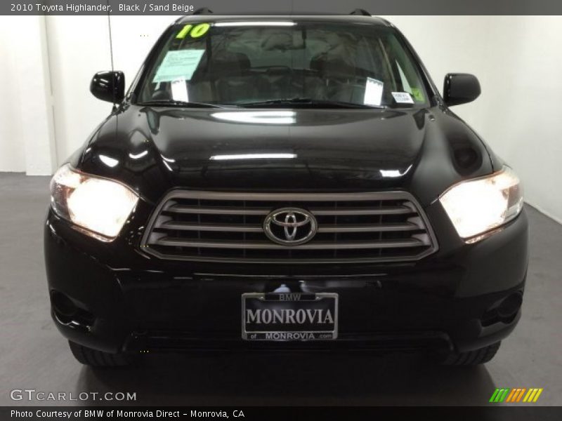 Black / Sand Beige 2010 Toyota Highlander