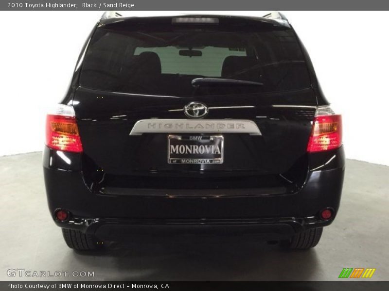 Black / Sand Beige 2010 Toyota Highlander