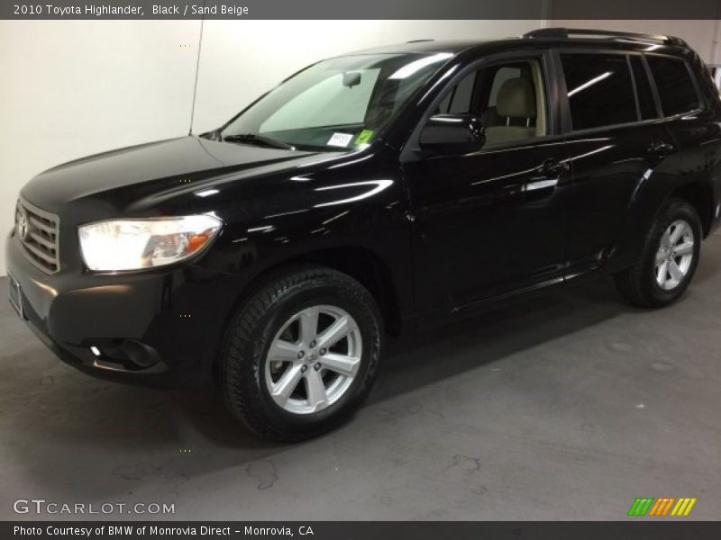 Black / Sand Beige 2010 Toyota Highlander