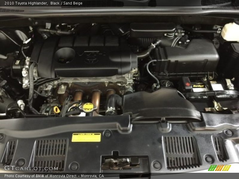 Black / Sand Beige 2010 Toyota Highlander