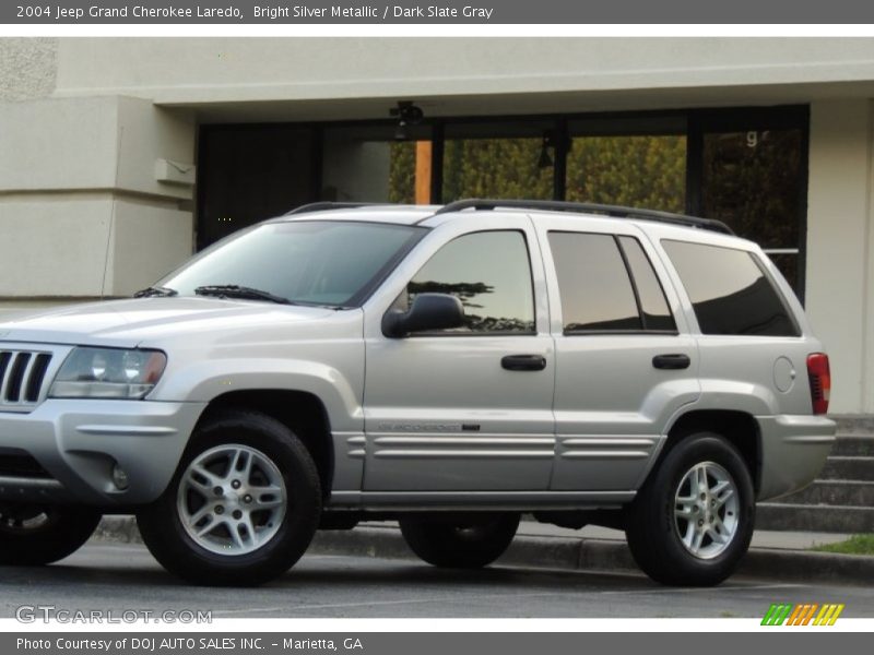 Bright Silver Metallic / Dark Slate Gray 2004 Jeep Grand Cherokee Laredo