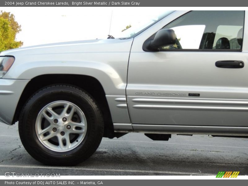 Bright Silver Metallic / Dark Slate Gray 2004 Jeep Grand Cherokee Laredo