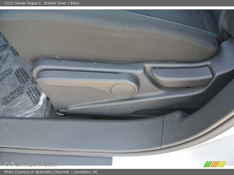 Brilliant Silver / Black 2013 Nissan Rogue S
