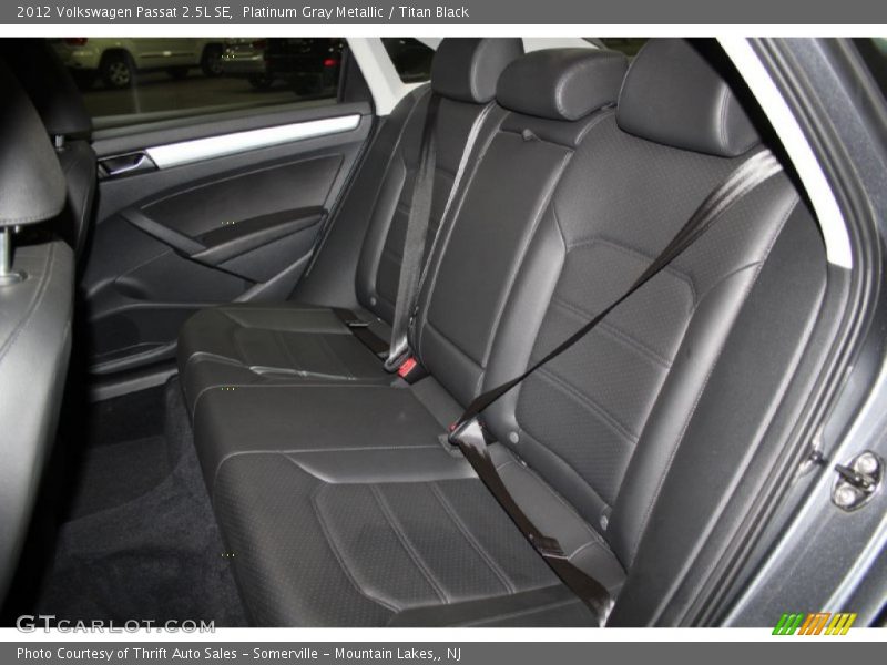 Platinum Gray Metallic / Titan Black 2012 Volkswagen Passat 2.5L SE