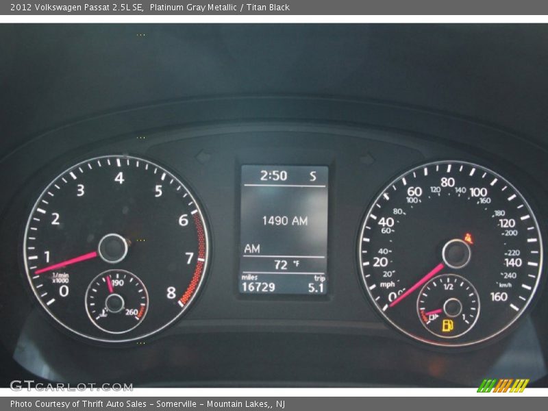 Platinum Gray Metallic / Titan Black 2012 Volkswagen Passat 2.5L SE