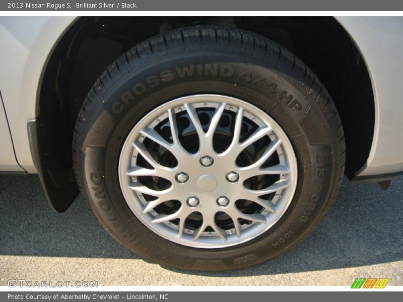 Brilliant Silver / Black 2013 Nissan Rogue S