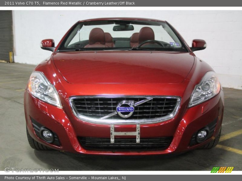 Flamenco Red Metallic / Cranberry Leather/Off Black 2011 Volvo C70 T5