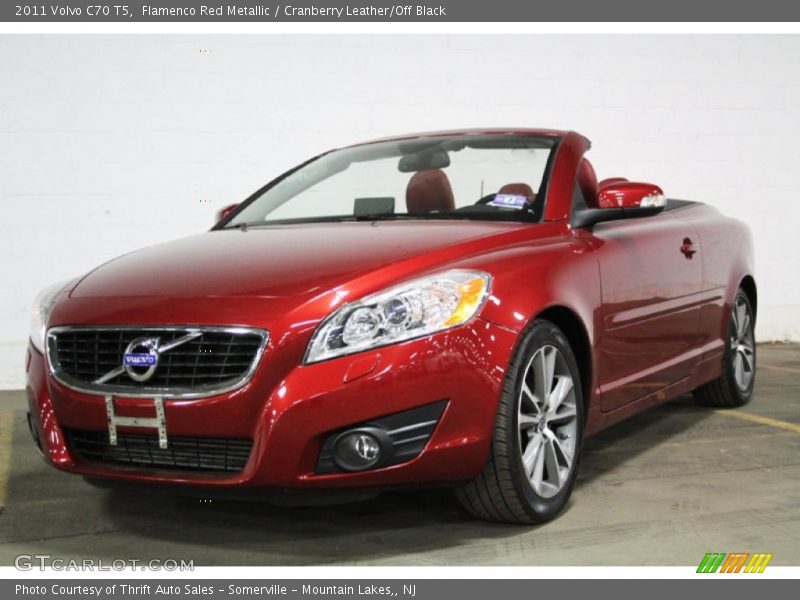 Flamenco Red Metallic / Cranberry Leather/Off Black 2011 Volvo C70 T5