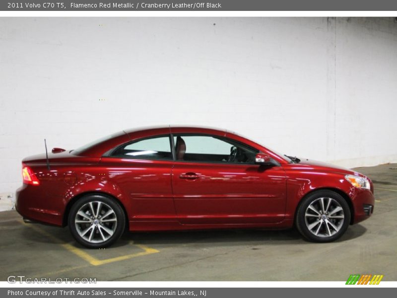 Flamenco Red Metallic / Cranberry Leather/Off Black 2011 Volvo C70 T5