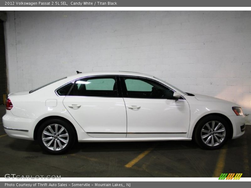 Candy White / Titan Black 2012 Volkswagen Passat 2.5L SEL