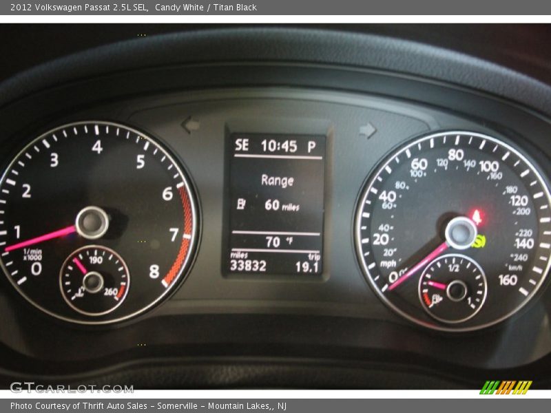 Candy White / Titan Black 2012 Volkswagen Passat 2.5L SEL