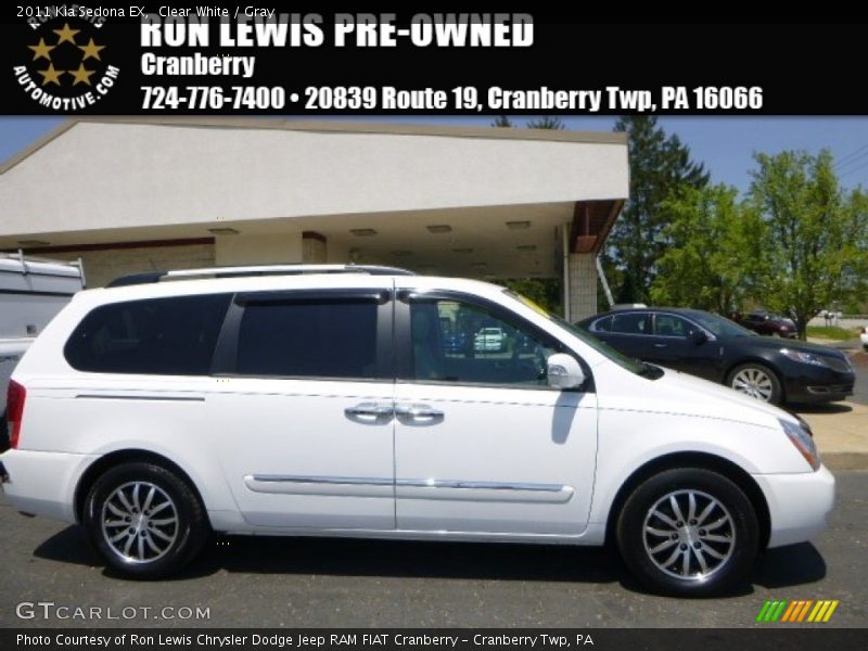 Clear White / Gray 2011 Kia Sedona EX