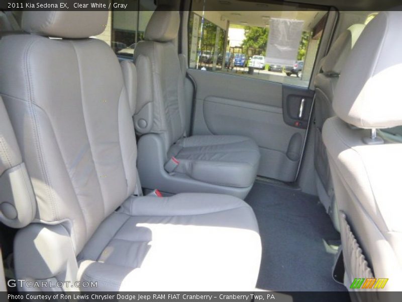 Clear White / Gray 2011 Kia Sedona EX