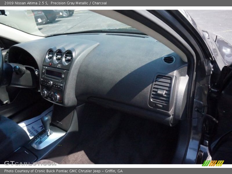 Precision Gray Metallic / Charcoal 2009 Nissan Altima 2.5 S