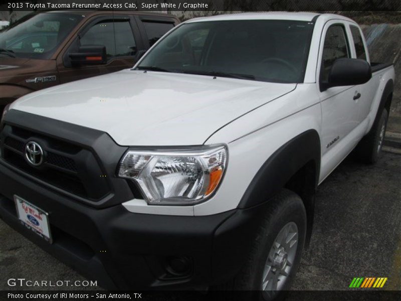 Super White / Graphite 2013 Toyota Tacoma Prerunner Access Cab