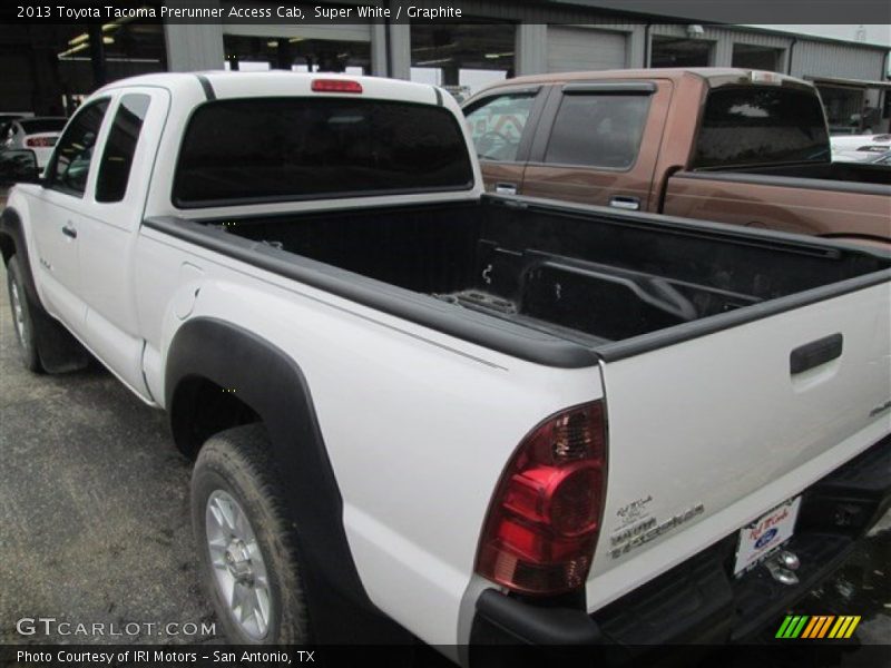 Super White / Graphite 2013 Toyota Tacoma Prerunner Access Cab