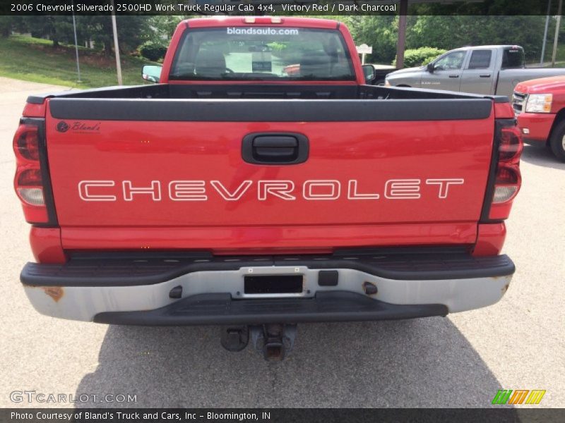 Victory Red / Dark Charcoal 2006 Chevrolet Silverado 2500HD Work Truck Regular Cab 4x4