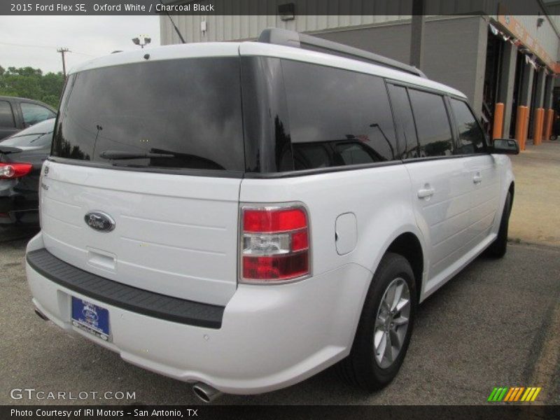 Oxford White / Charcoal Black 2015 Ford Flex SE