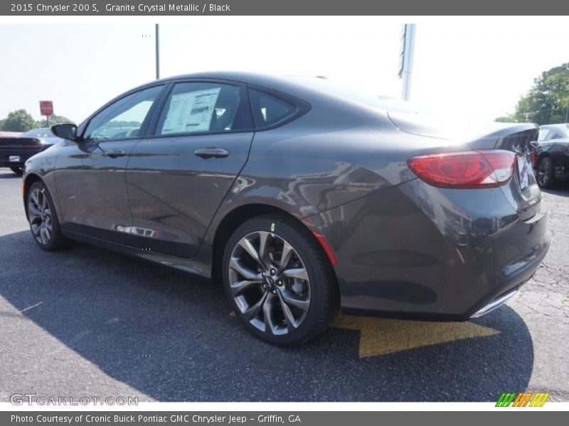 Granite Crystal Metallic / Black 2015 Chrysler 200 S