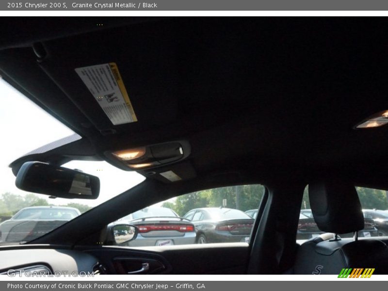 Granite Crystal Metallic / Black 2015 Chrysler 200 S