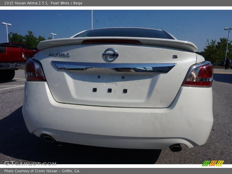 Pearl White / Beige 2015 Nissan Altima 2.5 S
