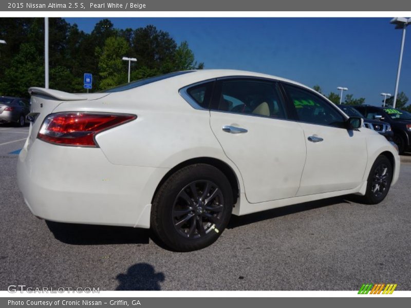 Pearl White / Beige 2015 Nissan Altima 2.5 S